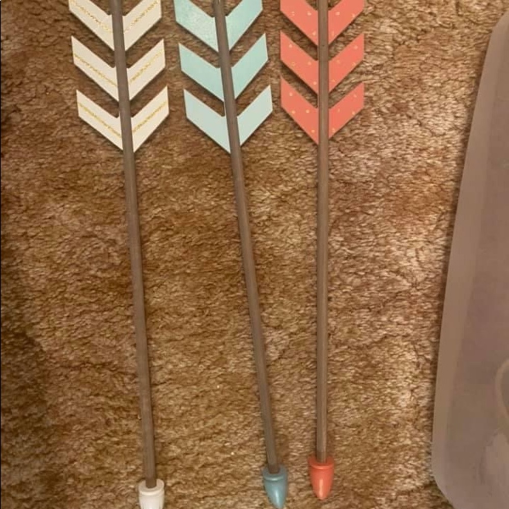 Set of 3 arrows